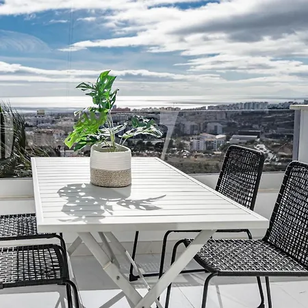 Lae212d - Penthouse With Roof Terrace And Stunning Sea Views Apartment