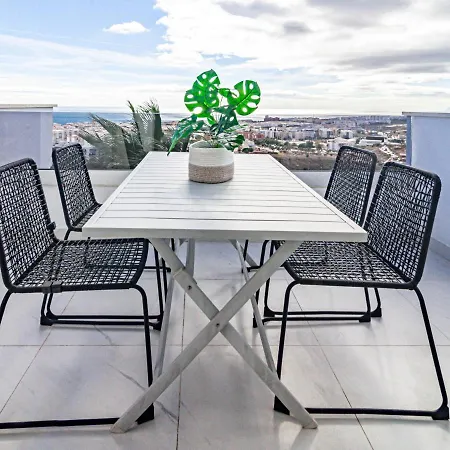 Lae212d - Penthouse With Roof Terrace And Stunning Sea Views Apartment Estepona